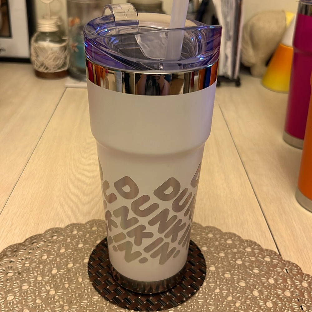 Dunkin’ Donuts 24oz Travel Tumbler